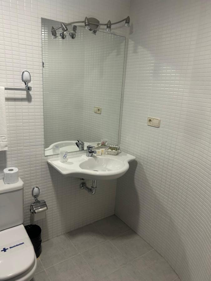 توليدو Hostal 36 المظهر الخارجي الصورة
